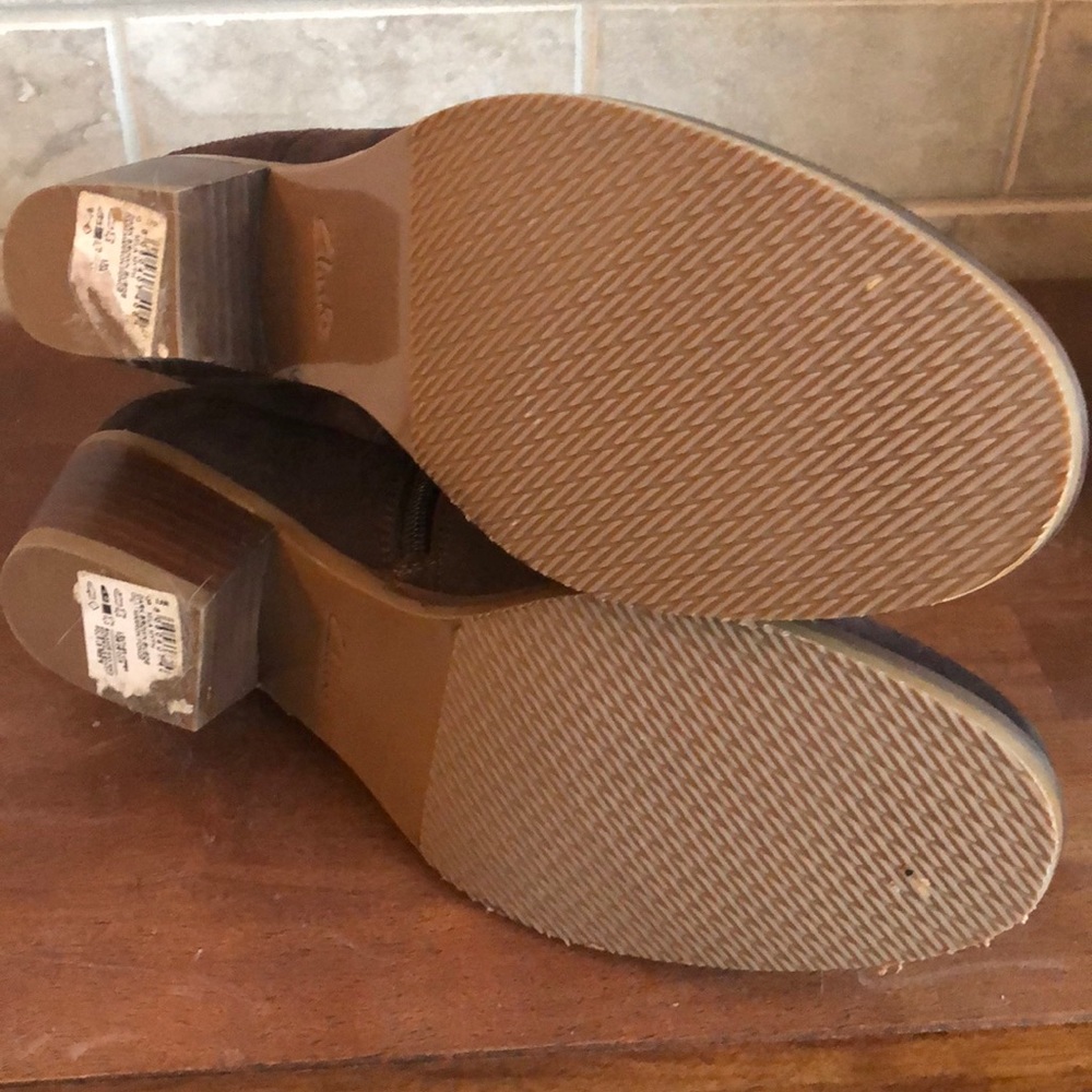 Clarks Booties - Picture 4 of 4